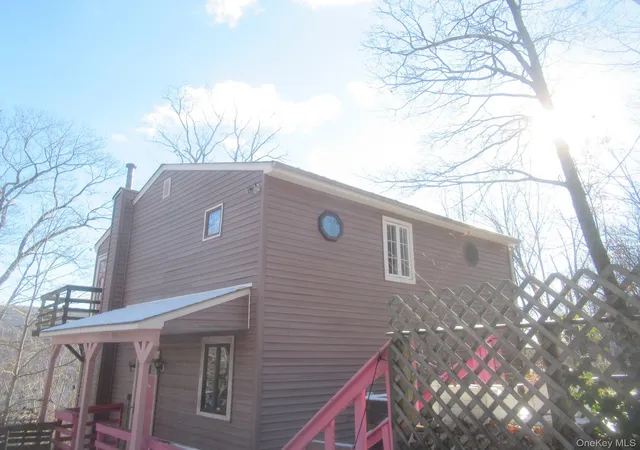 Homes for sale in Greenwood Lake, NY | 70 Deer Trl N, Greenwood Lake, NY 10925 | MLS# 1011595