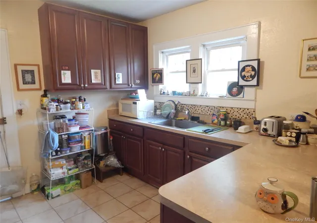 Listing Photo 2 - Condo for sale in building located at 321 Spring St, Ossining, NY 10562 - Unit #