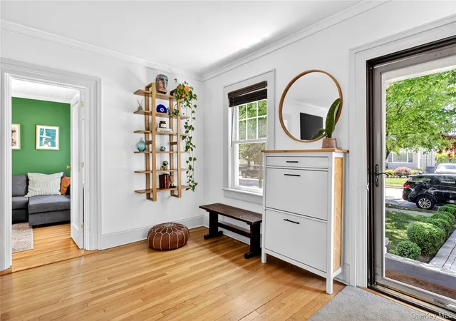 2nd image of 7 Abrams Pl, Lynbrook, NY 11563 | MLS# 1011615