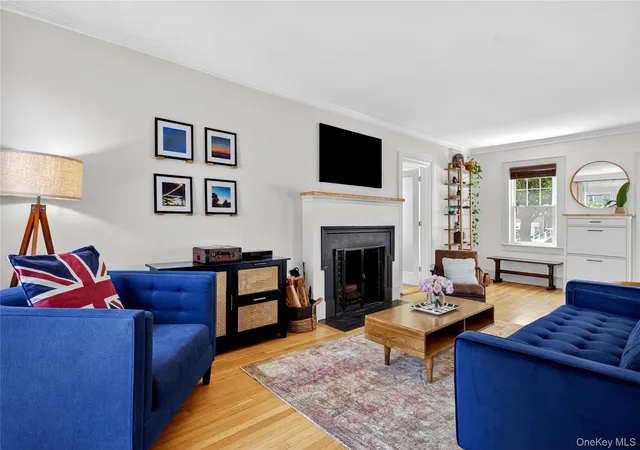 4th image of 7 Abrams Pl, Lynbrook, NY 11563 | MLS# 1011615