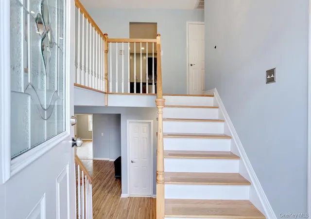 Photo 3 of Single family home for sale at 6 Hemlock Ln, Thiells, NY 10984 | MLS# 1011617 | Listing updated on 2026-07-15