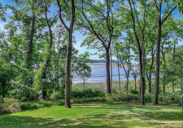 27th image of 451 River, Smithtown, NY 11780 | MLS# 1011636