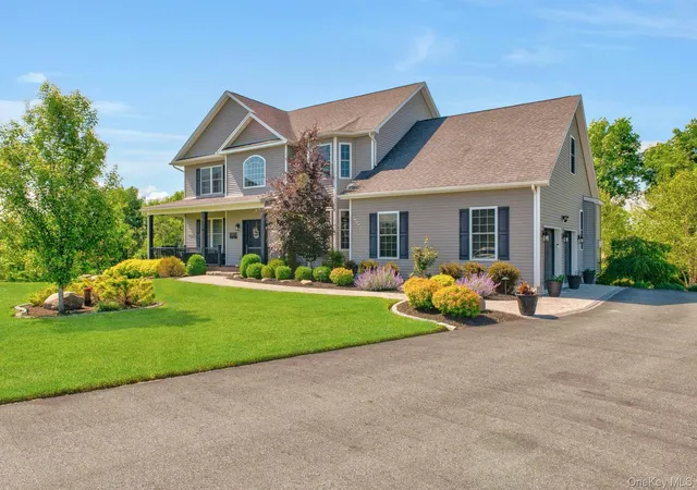 Photo 2 of Sale Pending at 27 Wild Turkey Ln, New Windsor, NY 12575 | MLS# 1011637 | Listing updated on 2026-09-17