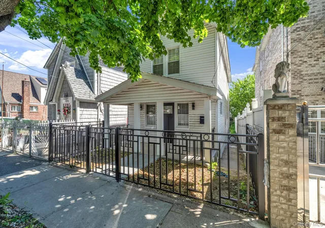 34th image of 1014 Quincy Ave, Bronx, NY 10465 | MLS# 1011639