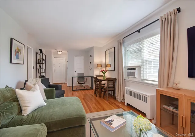 Homes for sale in Greenburgh, NY | 330 S Broadway #B10, Greenburgh, NY 10591 | MLS# 1011646