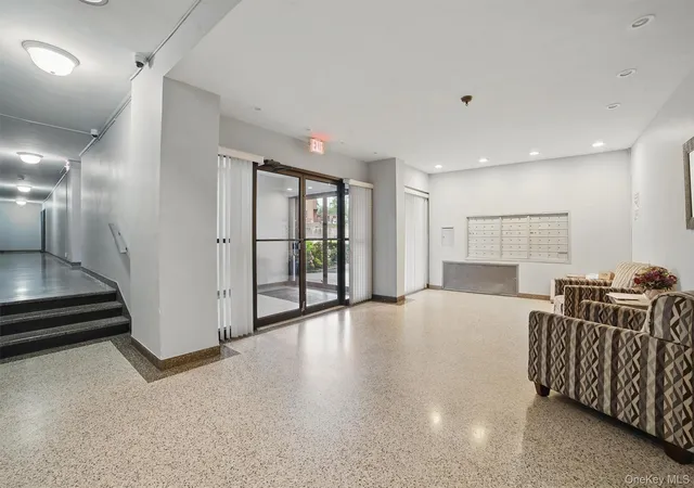 Homes for sale in Yonkers, NY | 682 Tuckahoe Rd #1A, Yonkers, NY 10710 | MLS# 1011647
