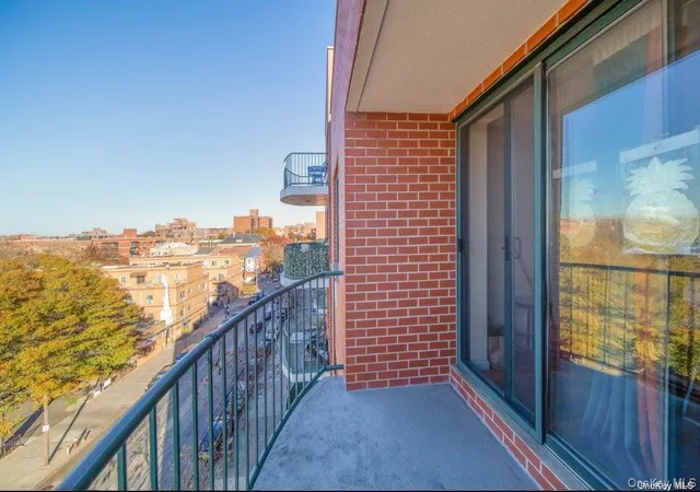 4th image of 136-16 35Th Ave, New York, NY 11354