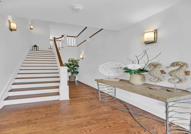 2nd image of 51 Island Point #51, Bronx, NY 10464 | MLS# 1011671