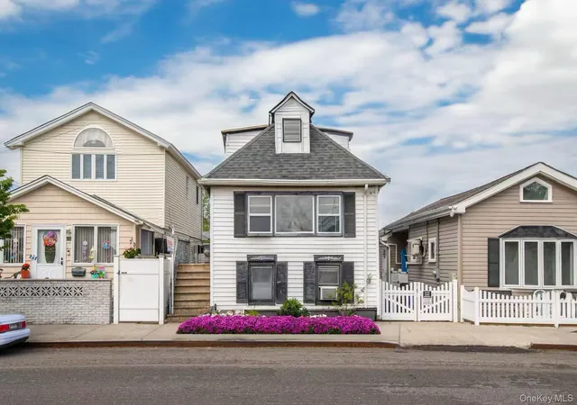 Photo 1 of Single family home for sale at 14 11 Cross Bay Blvd, New York, NY 11693 | MLS# 1011674 | Listing updated on 2026-09-06
