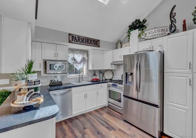 5th image of 121 W 15Th St, Deer Park, NY 11729 | MLS# 1011714