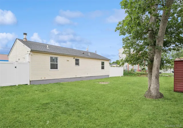 Homes for sale in Babylon, NY | 16 Arlington Ave, Babylon, NY 11798 | MLS# 1011732