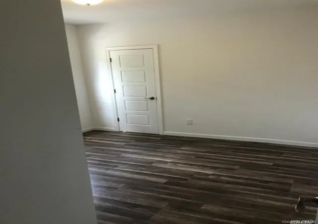 Photo 4 of House for sale at 2043 Bathgate Ave, Bronx, NY 10457 | MLS# 1011735 | Listing updated on 2026-09-07