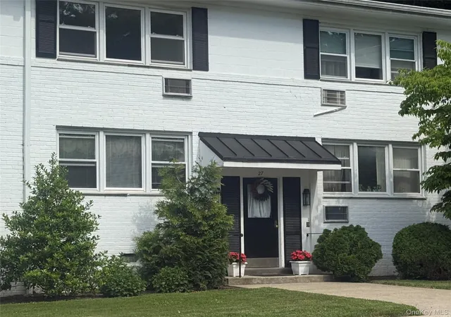 Homes for sale in Rye Town, NY | 27 Avon Cir #D, Rye Town, NY 10573 | MLS# 1011738