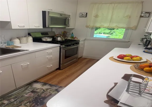 Homes for sale in Rye Town, NY | 27 Avon Cir #D, Rye Town, NY 10573 | MLS# 1011738
