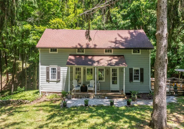 Homes for sale in Hillsdale, NY | 2955 State Route 23, Hillsdale, NY 12529 | MLS# 1011743