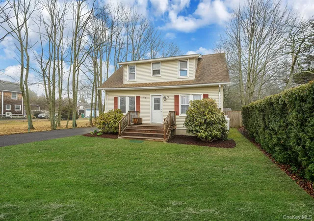 Homes for sale in Southampton, NY | 14 Tuttle Ave, Southampton, NY 11941 | MLS# 1011763