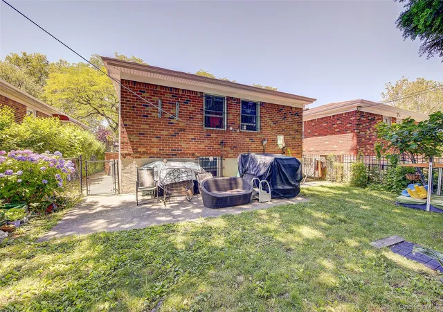 3rd image of 71-15 167Th St, Fresh Meadows, NY 11365 | MLS# 1011768