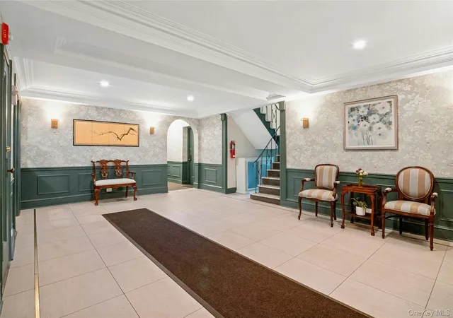 Homes for sale in Greenburgh, NY | 300 S Broadway, Greenburgh, NY 10522