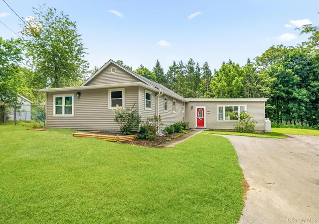 Homes for sale in Warwick (town), NY | 12 Dickerson Pl, Warwick (town), NY 10921 | MLS# 1011807