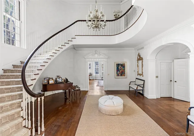 Photo 4 of Single family home for sale at 52 Piping Rock Rd, Oyster Bay, NY 11560 | MLS# 1011822 | Listing updated on 2026-08-20