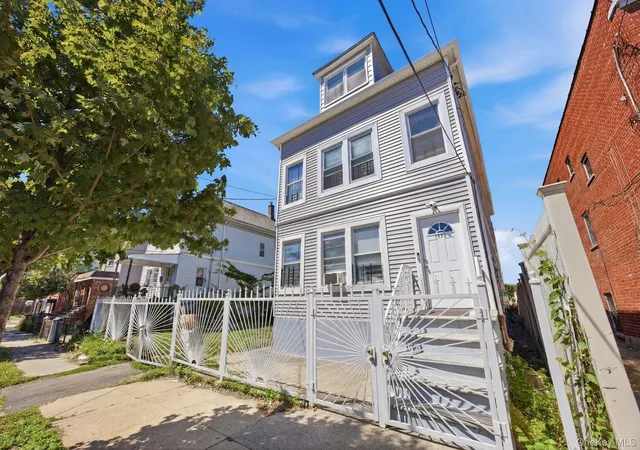2nd image of 1127 Calhoun Ave, New York, NY 10465 | MLS# 1011839