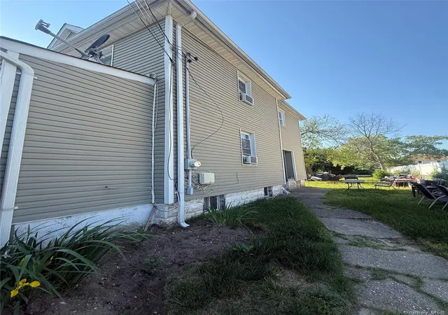 2nd image of 39 Pleasant Ave, Hempstead, NY 11575 | MLS# 1011849