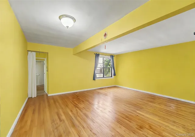 2nd image of 226 26 Union Turnpike #5J, Oakland Gardens, NY 11364 | MLS# 1011851