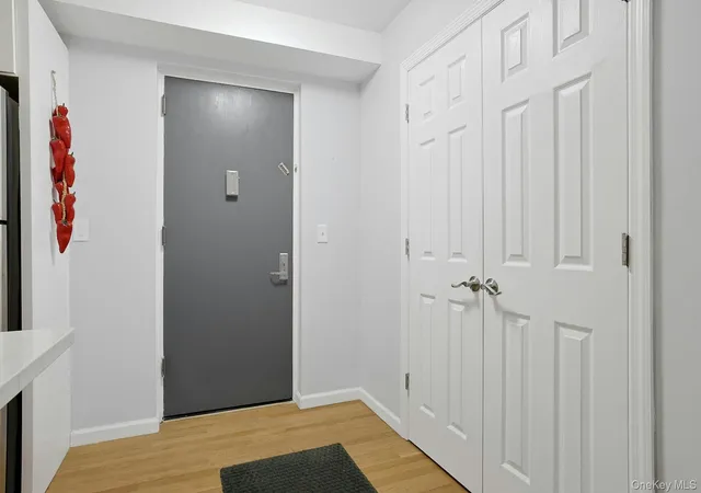 4th image of 1 Hawley Ter #2A, Yonkers, NY 10701 | MLS# 1011863