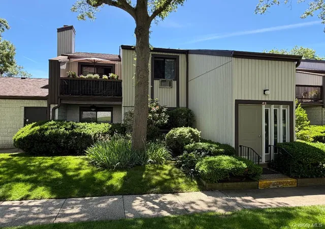 Photo 2 of Sale Pending at 49 Richmond Blvd #1B, Brookhaven, NY 11779 | MLS# 1011906 | Listing updated on 2026-09-03