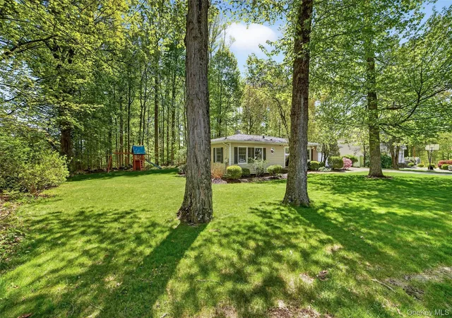 2nd image of 2864 Hedwig Dr, Yorktown Heights, NY 10598 | MLS# 1011918