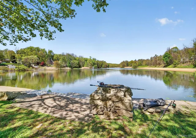 42nd image of 2864 Hedwig Dr, Yorktown Heights, NY 10598 | MLS# 1011918