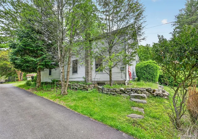 3rd image of 414 Buena Vista Rd, New City, NY 10956 | MLS# 1011924