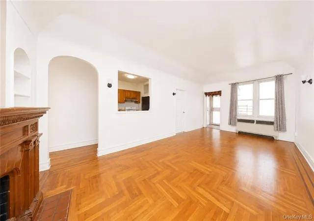 Listing Photo 5 - Condo for sale in building located at 2326 E 19th St, New York, NY 11229