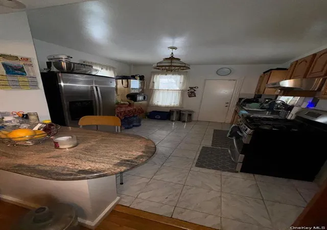 Photo 3 of Sale Pending at 12518 97th Avenue, New York, NY 11419 | MLS# 1011983 | Listing updated on 2026-07-10