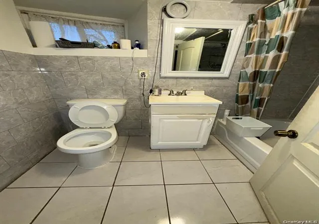 Photo 4 of Sale Pending at 12518 97th Avenue, New York, NY 11419 | MLS# 1011983 | Listing updated on 2026-07-10