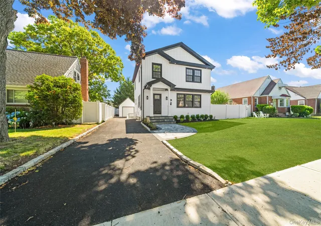 Photo 3 of Sale Pending at 149 Fendale St, Hempstead, NY 11010 | MLS# 1011984 | Listing updated on 2026-09-01