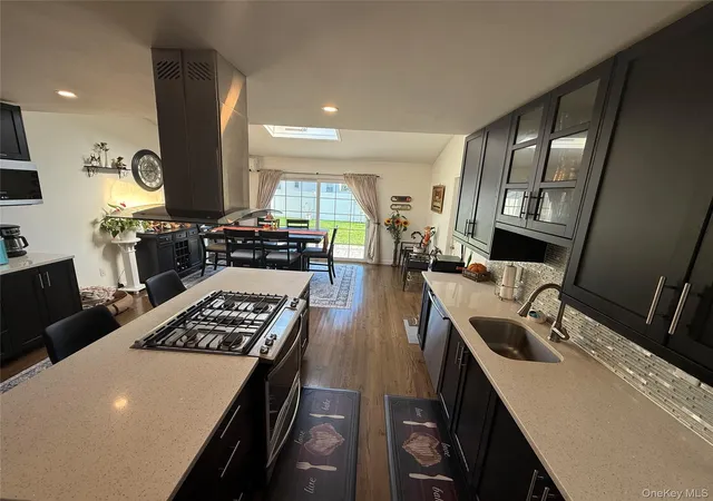 5th image of 1626 Paula Ln, Hempstead, NY 11554 | MLS# 1011986