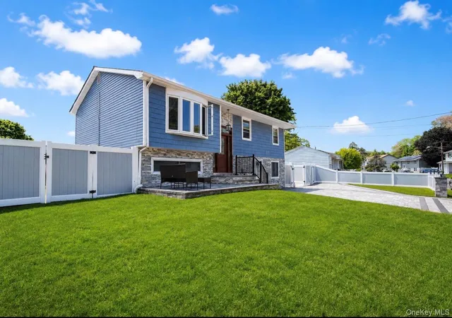 2nd image of 34 Fairdale Dr, Brentwood, NY 11717 | MLS# 1012001