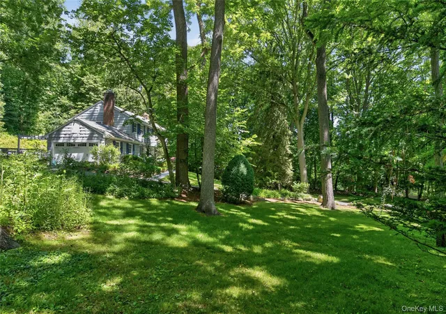 Homes for sale in Oyster Bay, NY | 325 Birch Hill Rd, Oyster Bay, NY 11560 | MLS# 1012011
