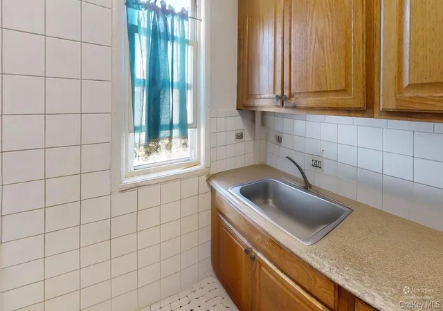 Listing Photo 2 - Condo for sale in building located at 38 N 10th Ave, Mount Vernon, NY 10550 - Unit #