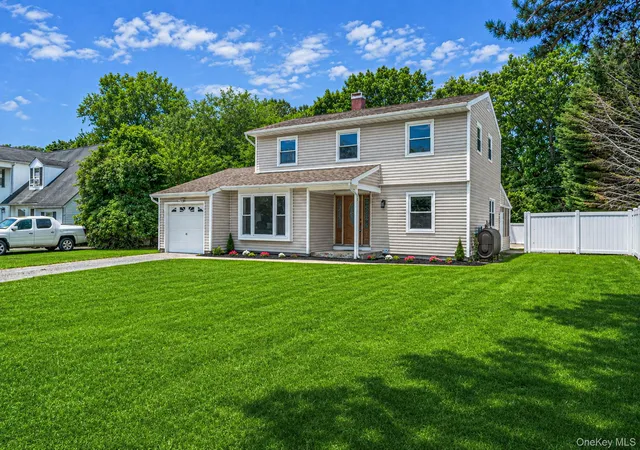 1st image of 130 Greenbelt Pkwy, Islip, NY 11741 | MLS# 1012030