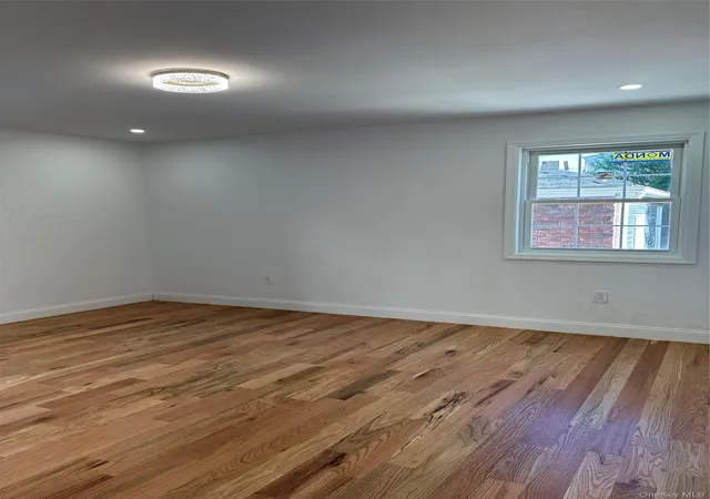 Photo 4 of House for sale at 24934 147th Avenue, Rosedale, NY 11422 | MLS# 1012031 | Listing updated on 2026-08-20