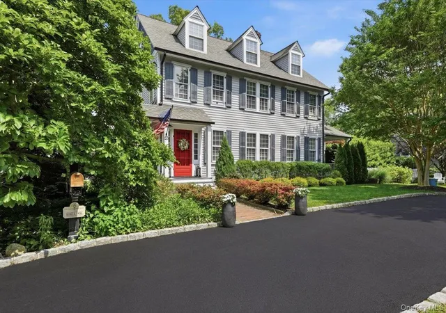 2nd image of 39 Little East Neck Rd S, Babylon, NY 11702 | MLS# 1012049