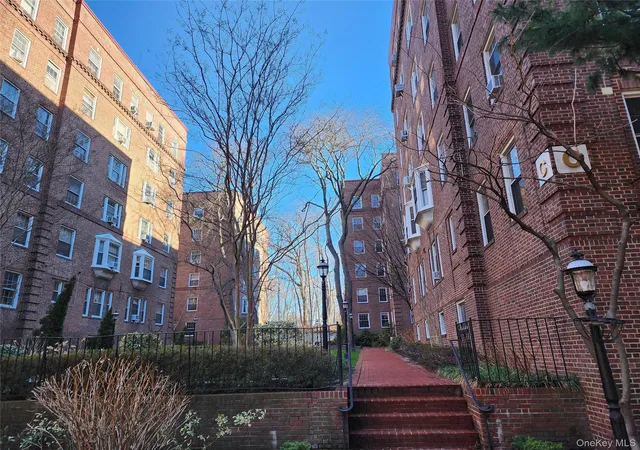 Photo 3 of House for sale at 117-01 Park Ln S #C2M, New York, NY 11415 | MLS# 1012075 | Listing updated on 2026-08-30