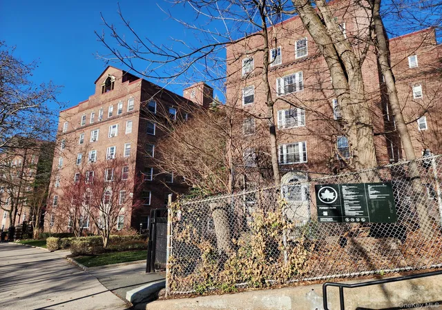 Photo 4 of House for sale at 117-01 Park Ln S #C2M, New York, NY 11415 | MLS# 1012075 | Listing updated on 2026-08-30