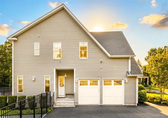 41st image of 38 Blackberry Ln, Center Moriches, NY 11934 | MLS# 1012102
