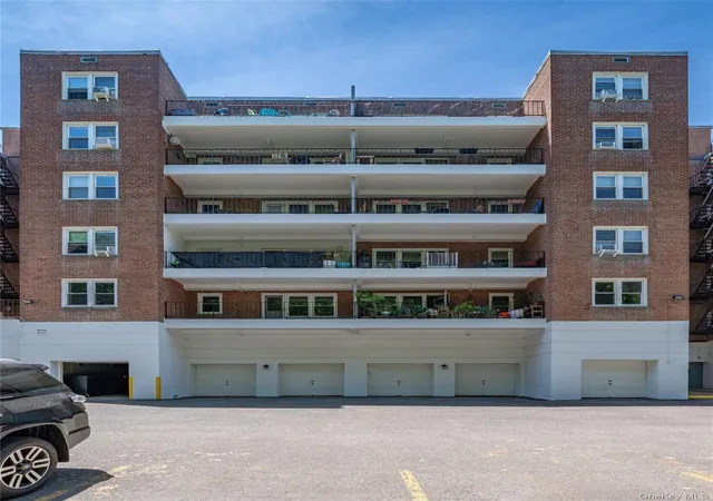 Photo 13 of Sale Pending at 110 Draper Ln #S5, Greenburgh, NY 10522 | MLS# 1012128 | Listing updated on 2026-07-29