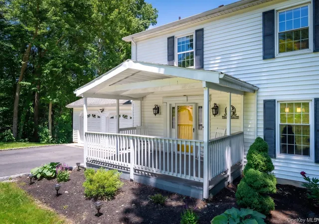 2nd image of 4 Plum Tree Ct, Southeast, NY 10509 | MLS# 1012164