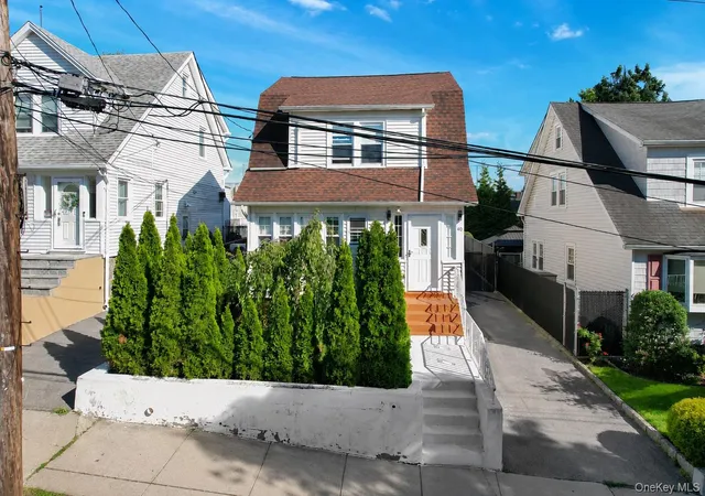 1st image of 40 Emmett Ter, New Rochelle, NY 10805 | MLS# 1012179