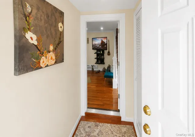 4th image of 40 Emmett Ter, New Rochelle, NY 10805 | MLS# 1012179